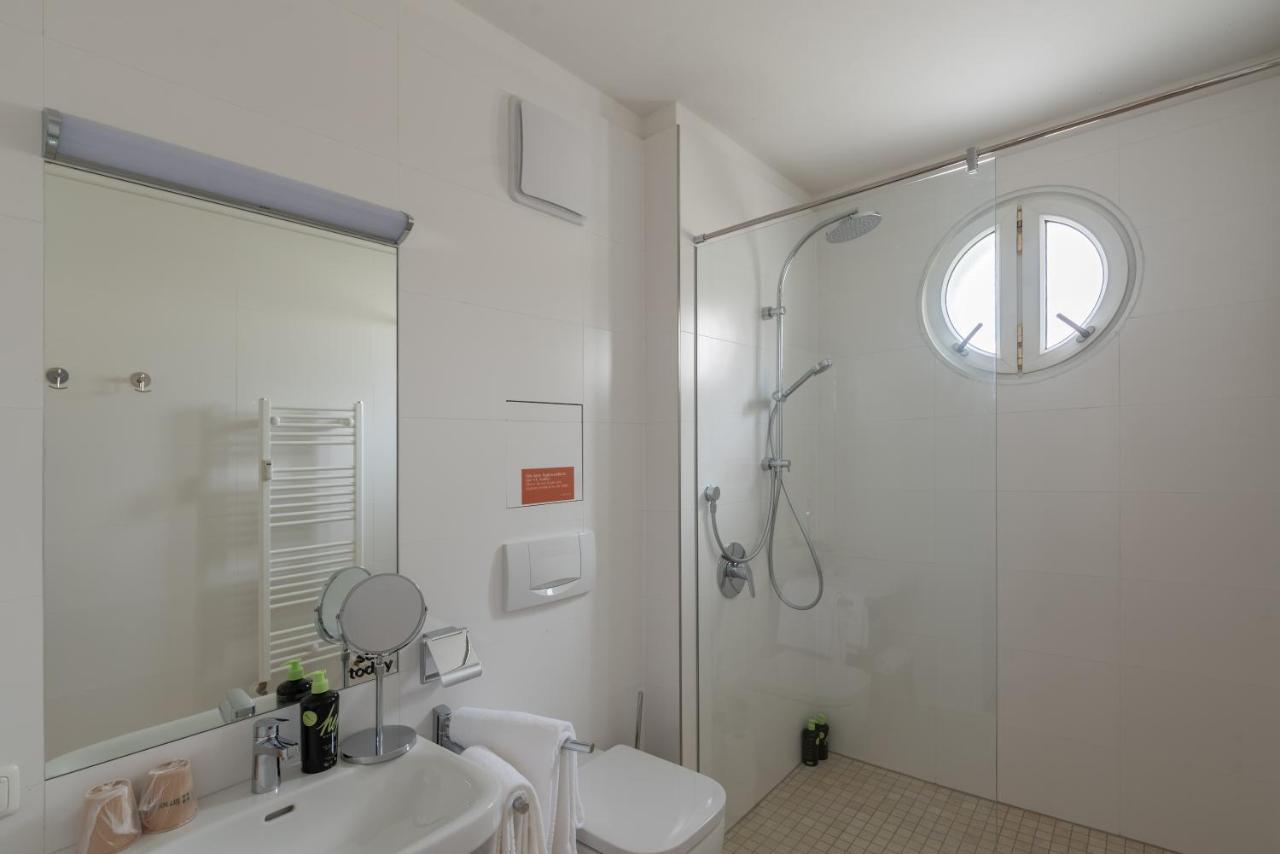 Limehome Linz Friedrichstrasse Екстериор снимка