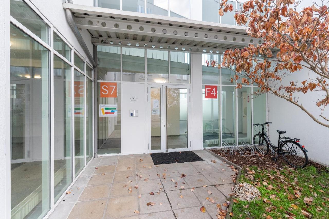 Limehome Linz Friedrichstrasse Екстериор снимка